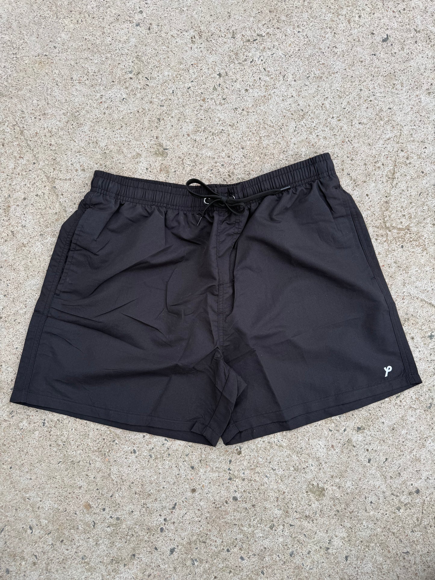 Emblem Shorts Black